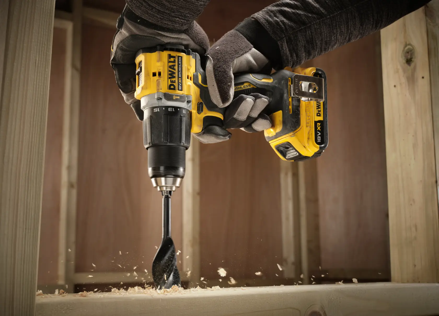 18V XR Brushless Compact Κρουστικό Δραπανοκατσάβιδο - 2 x 2AH