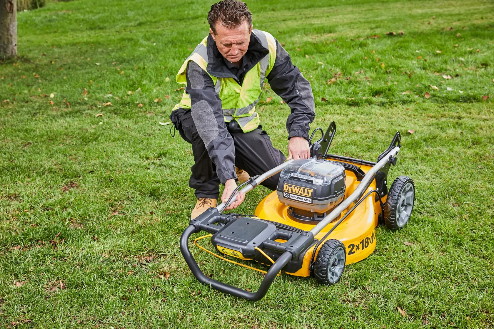 EL 2x18V XR Mower (No Battery or Charger Included)