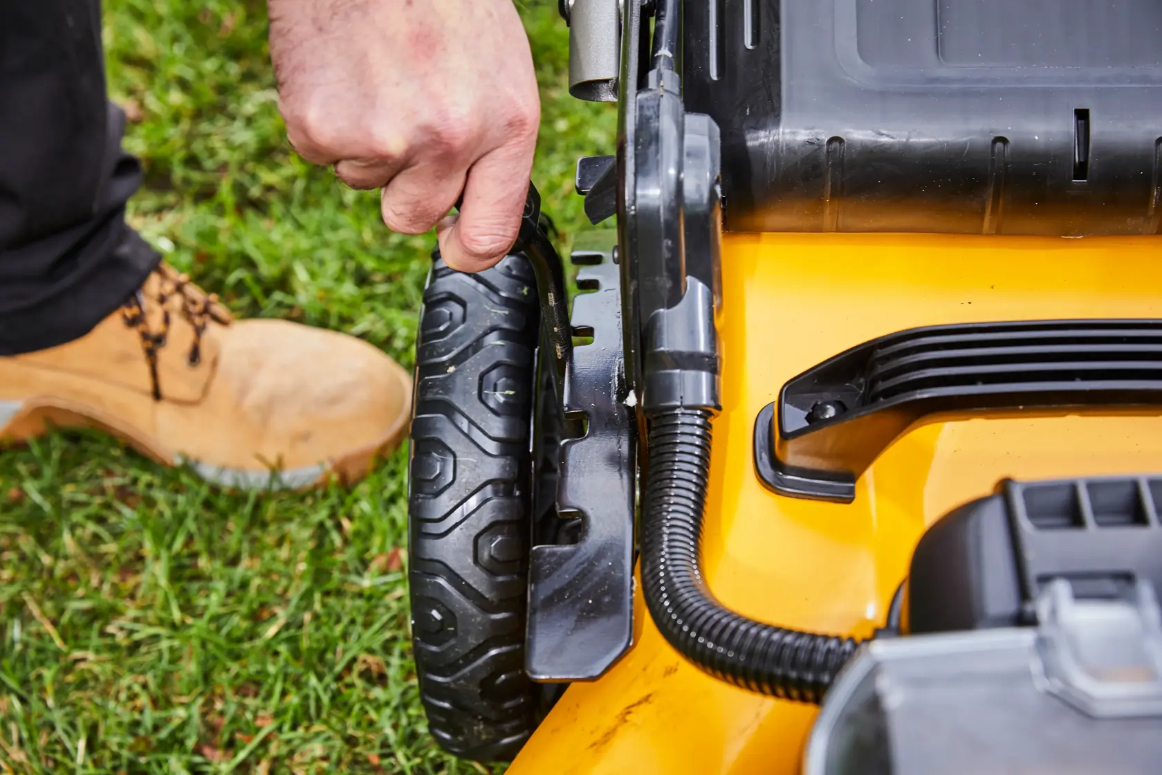 EL 2x18V XR Mower (No Battery or Charger Included)