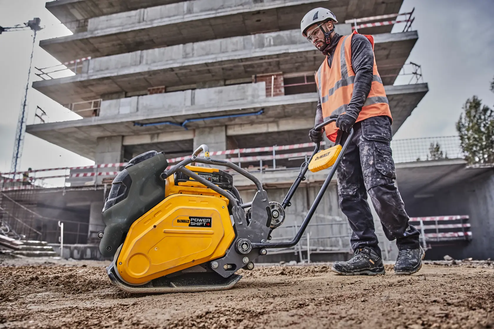 Συμπιεστής Πλάκας DEWALT POWERSHIFT.