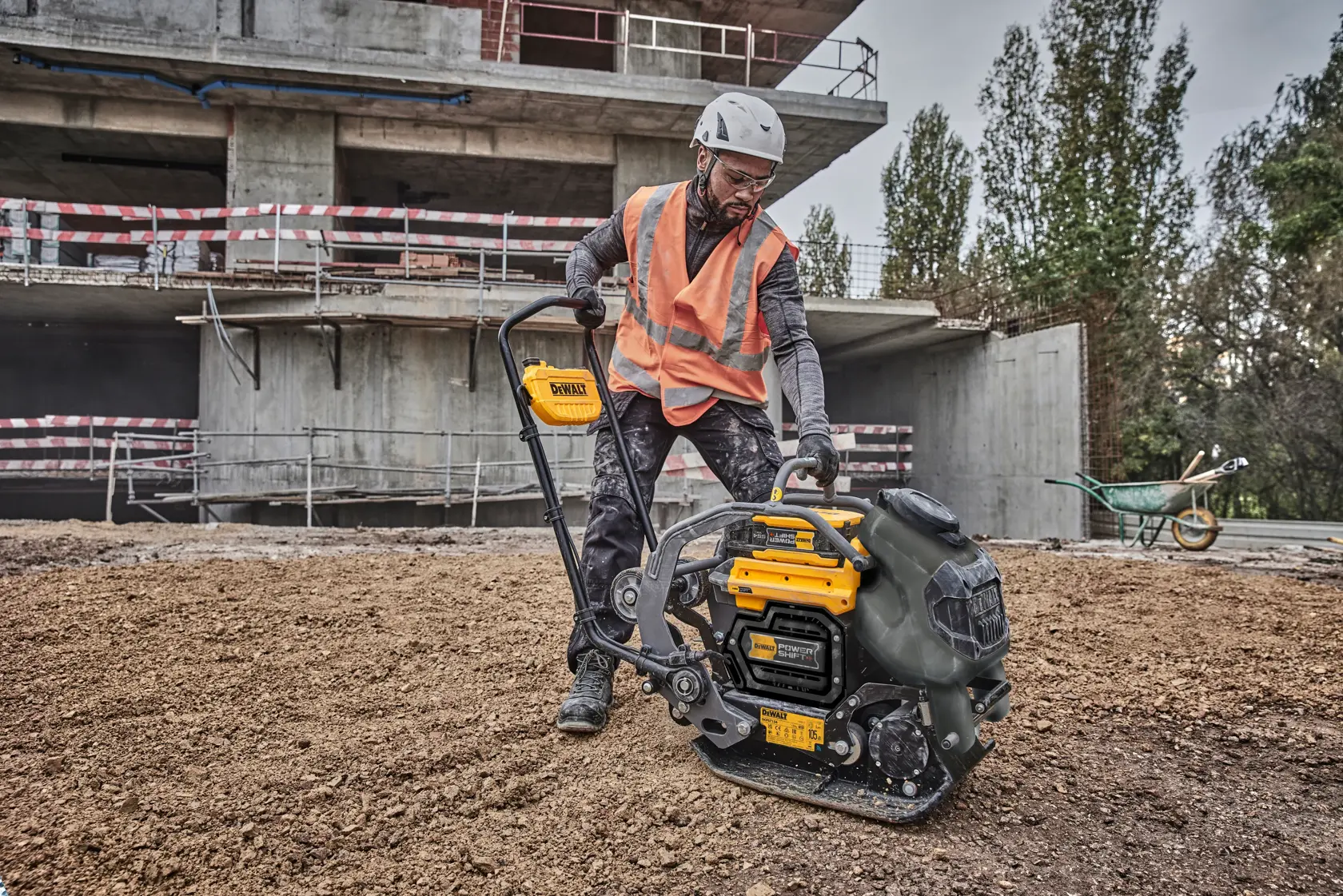 Συμπιεστής Πλάκας DEWALT POWERSHIFT.