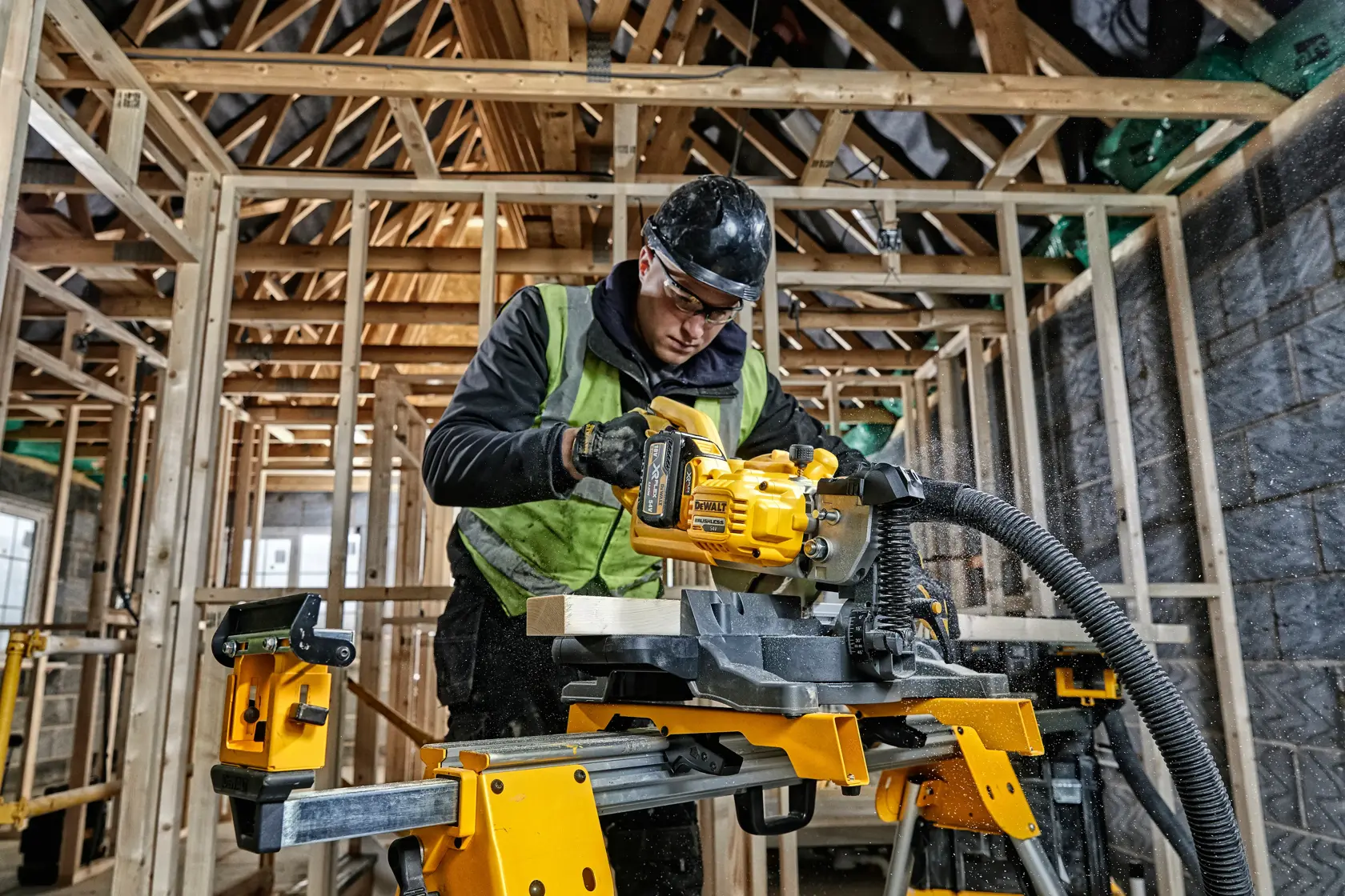 54V XR FLEXVOLT 216mm ΣΥΡΟΜΕΝΟ ΔΙΣΚΟΠΡΙΟΝΟ